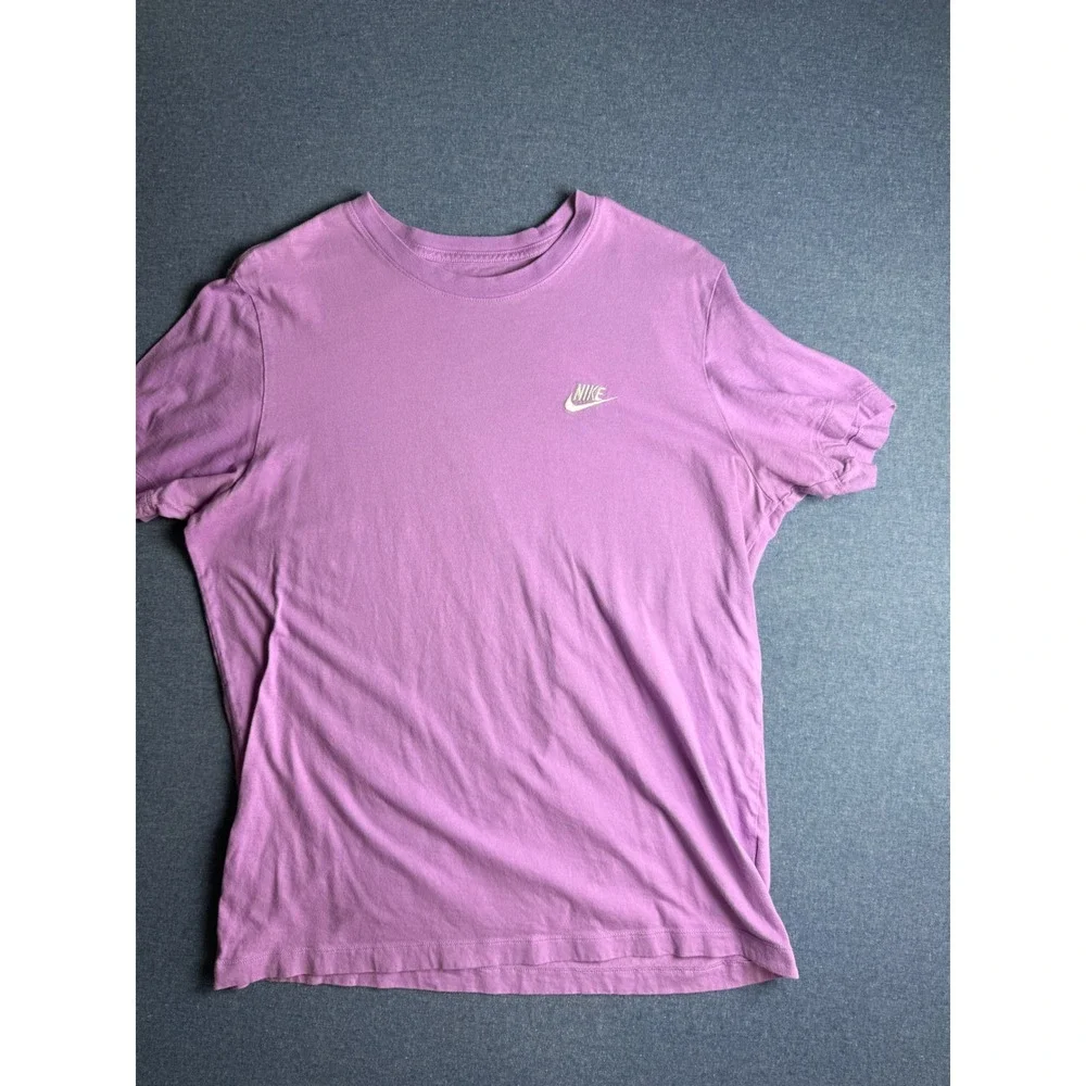 Nike Mens Sportswear T-Shirt Bundle Gray Purple Embroidered Logo Size Large 2pk
